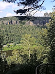 ... und genießen den Blick ins Elbtal