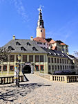 Der Eingang zum Schloss