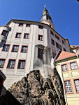 Schloss aus der Froschperspektive