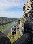 Blick von der Basteibr&uuml;cke ins Elbtal