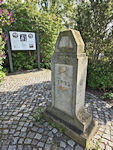 Viertelmeilenstein in Skassa